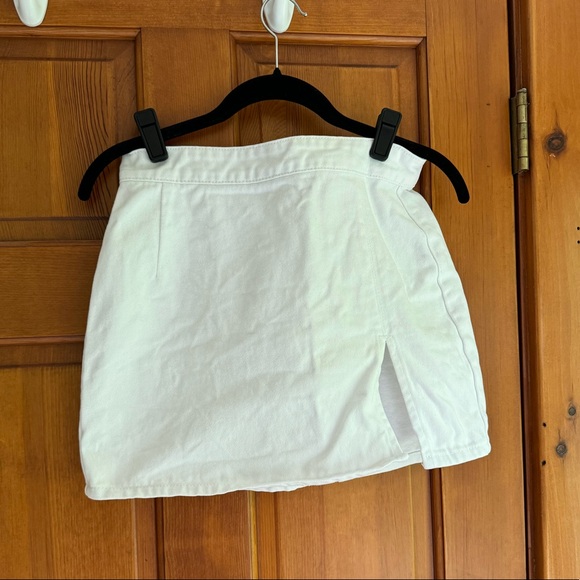 Revolve Lioness white Mini Skirt - Picture 1 of 4